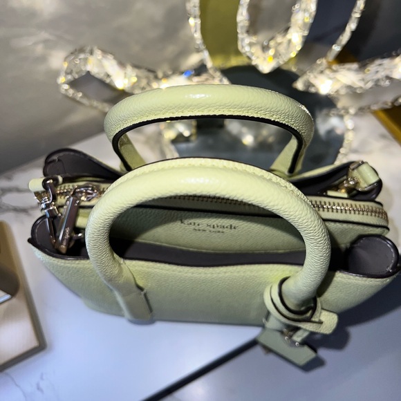 Kate Spade Collection - Picture 6 of 12